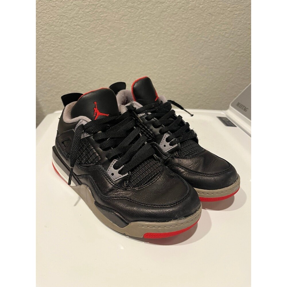 Nike Air Jordan 4 Retro Bred Black Red Grey GS Size 2.5Y Sneakers